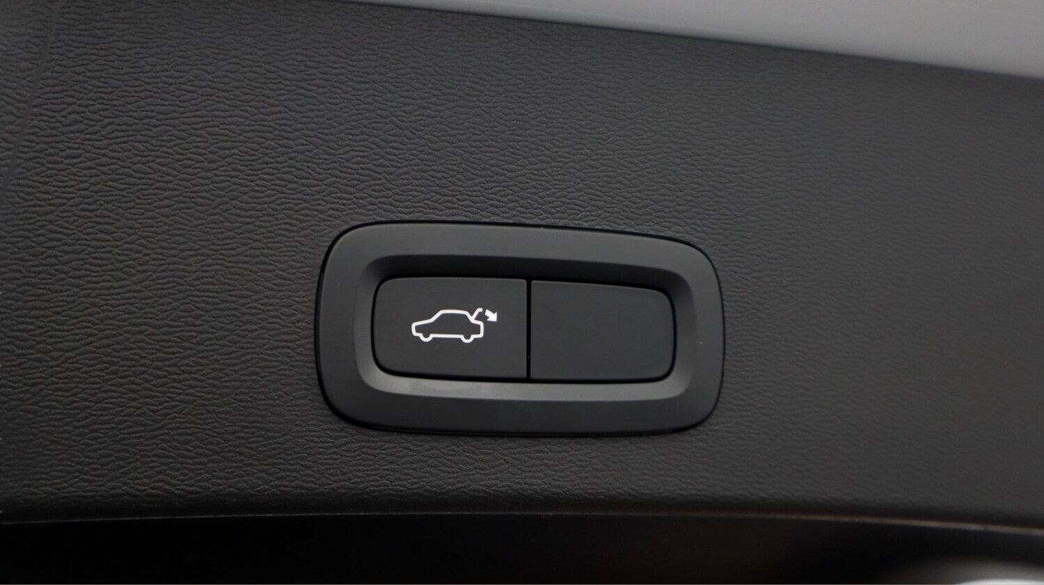 Used Volvo XC40 2021 for sale - 77498149: Photo 22