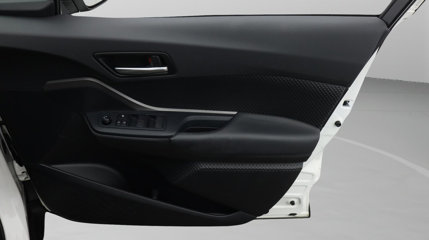 Used Toyota C-HR for sale - 76728038: Photo 16