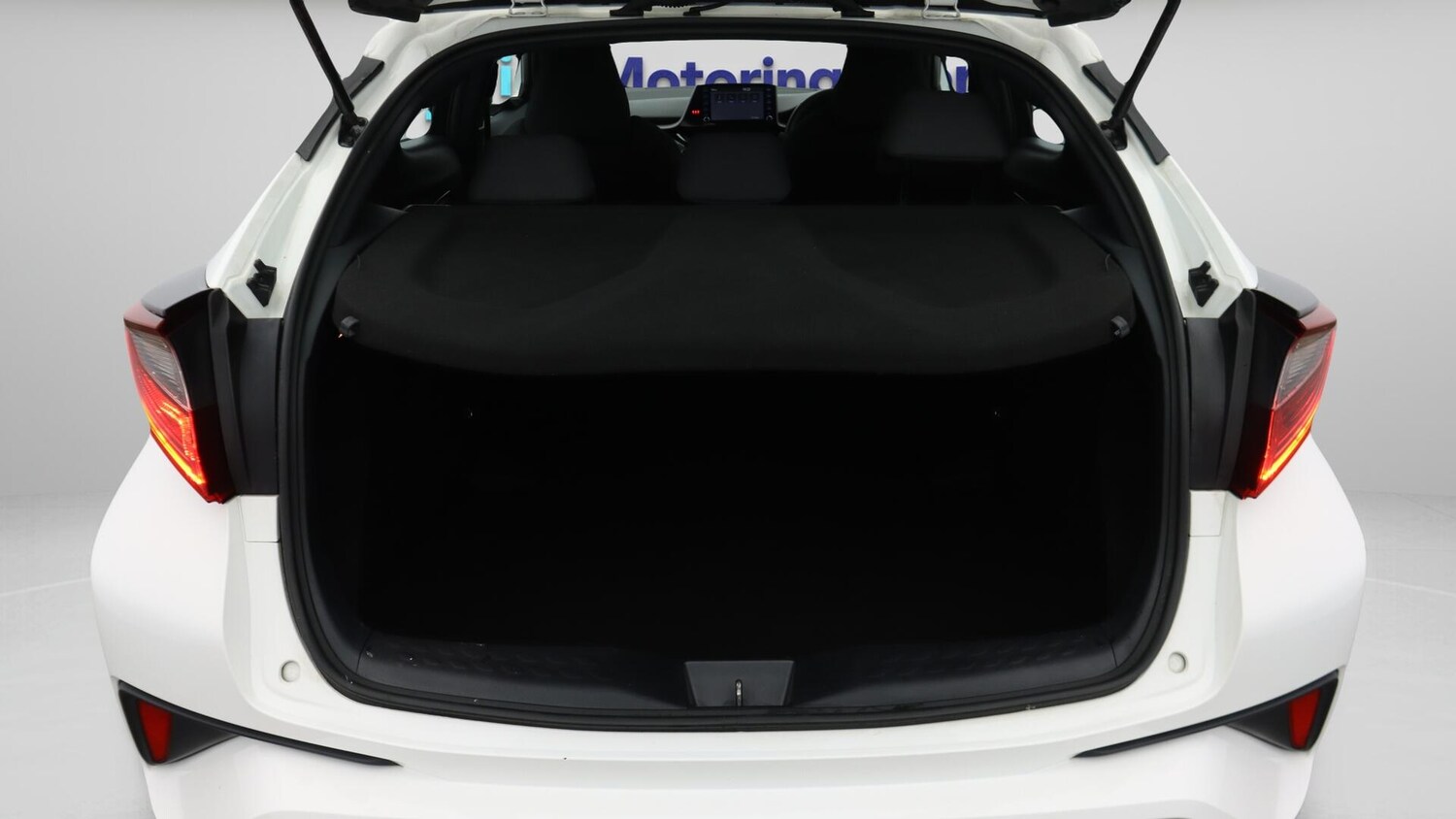 Used Toyota C-HR for sale - 76728038: Photo 18