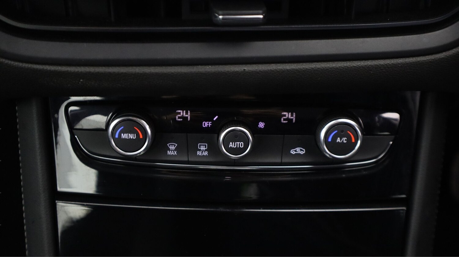 Used Vauxhall Grandland 2022 for sale - 77365040: Photo 12