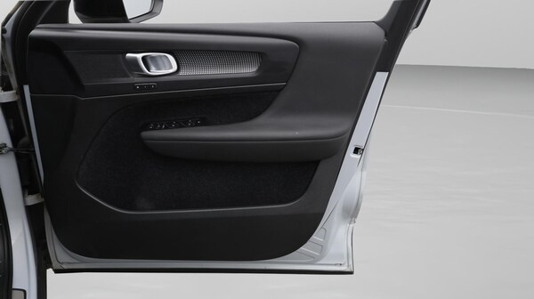 Used Volvo XC40 2020 for sale - 75697406: Photo 16