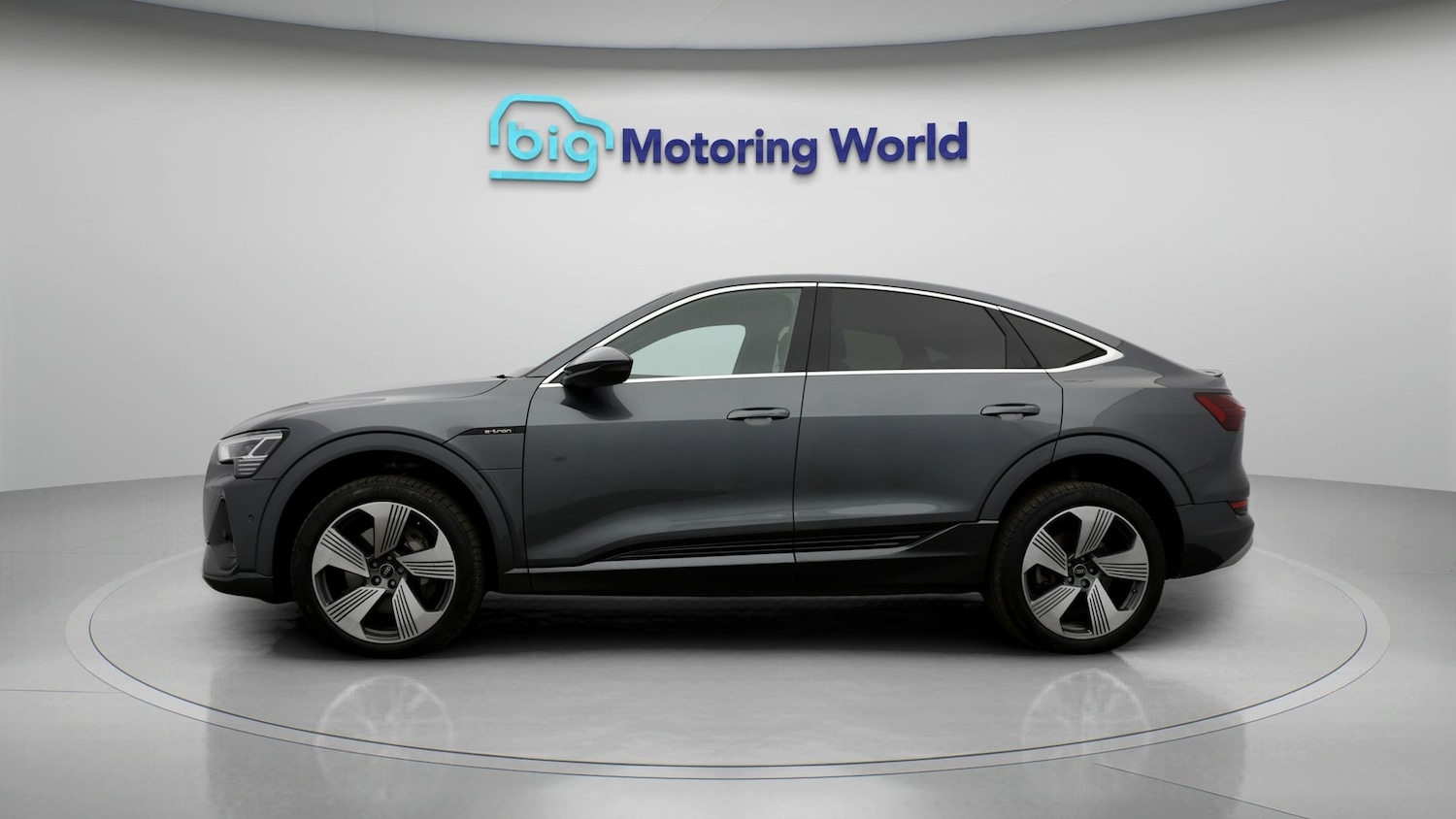 Used Audi e-tron 2022 for sale - 77229196: Photo 4