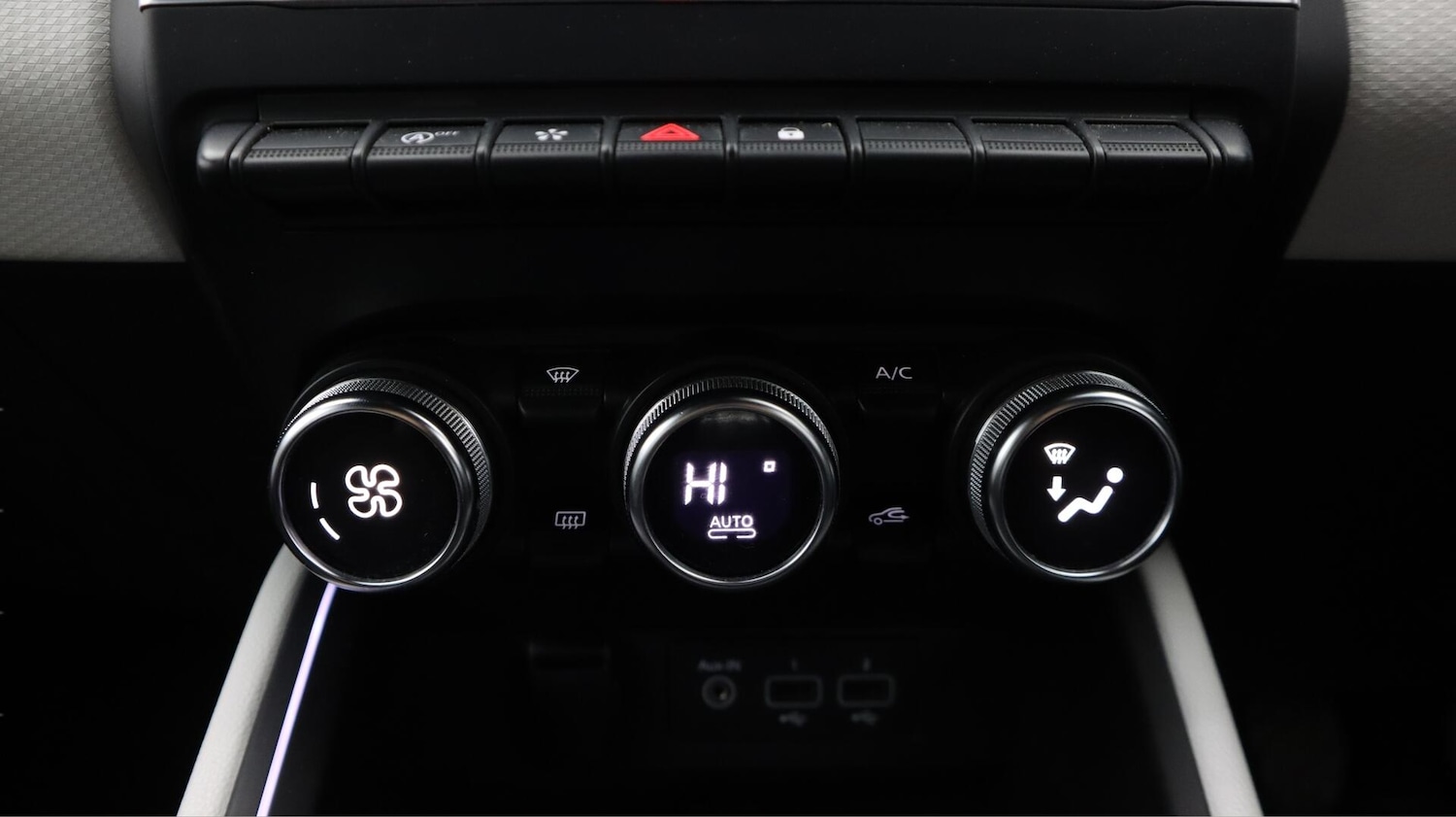 Used Renault Clio for sale - 76727962: Photo 13