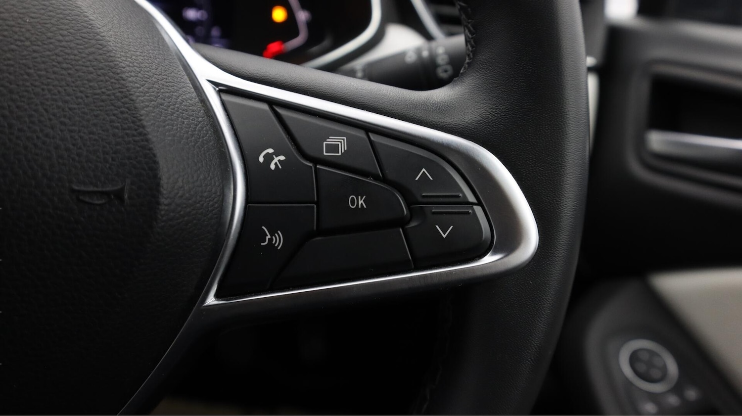 Used Renault Clio for sale - 76727962: Photo 23