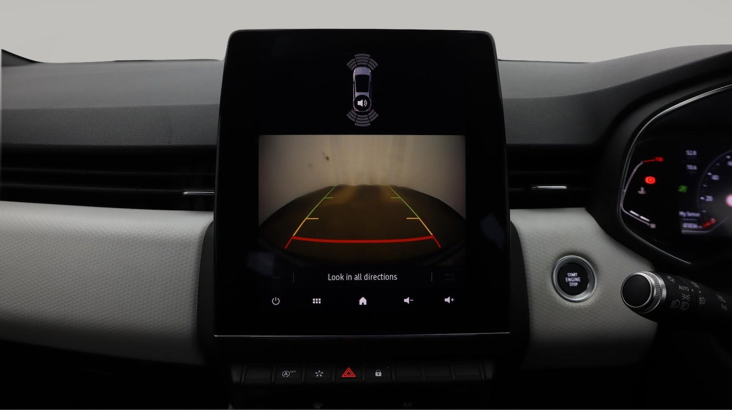 Used Renault Clio for sale - 76727962: Photo 24