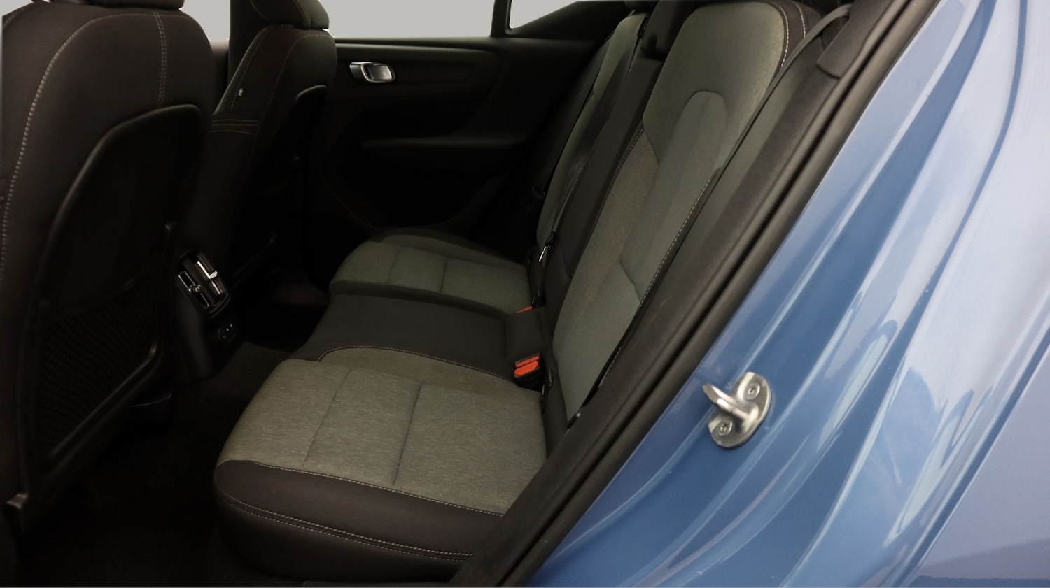 Used Volvo XC40 2023 for sale - 77582452: Photo 16