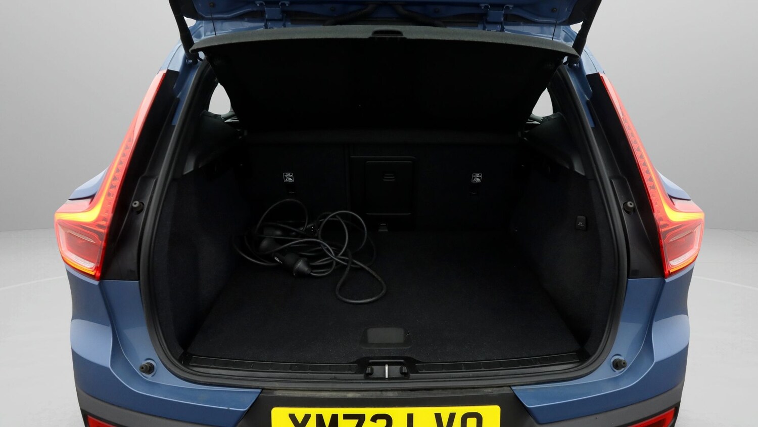 Used Volvo XC40 2023 for sale - 77582452: Photo 17