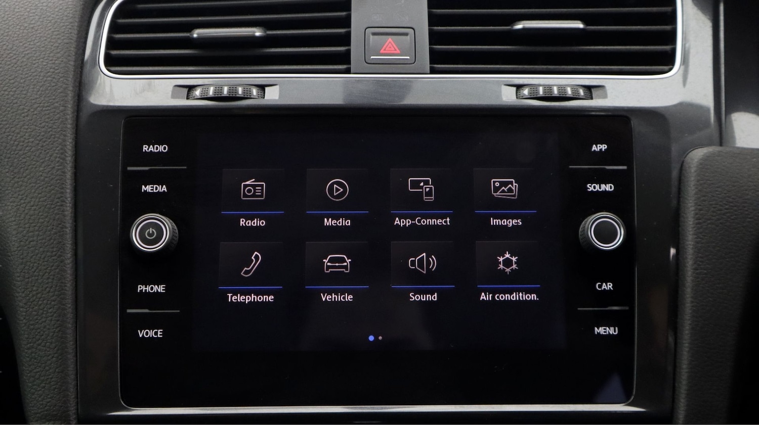 Used Volkswagen Golf 2018 for sale - 77908400: Photo 11