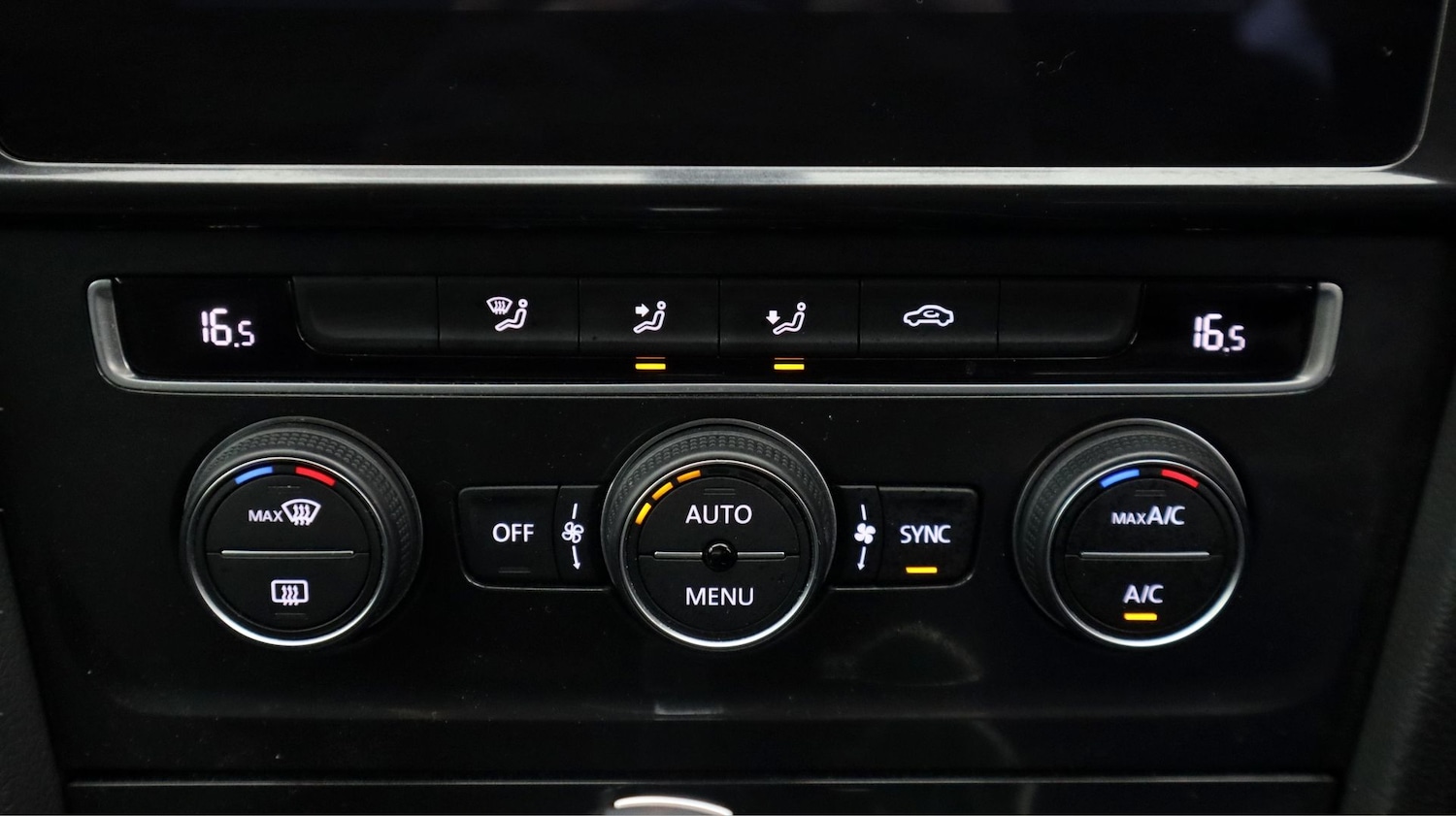 Used Volkswagen Golf 2018 for sale - 77908400: Photo 12