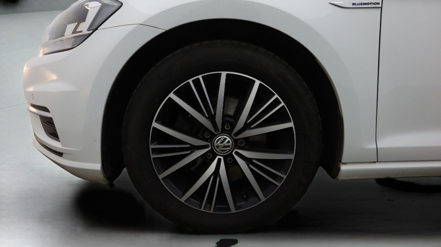 Used Volkswagen Golf 2018 for sale - 77908400: Photo 18