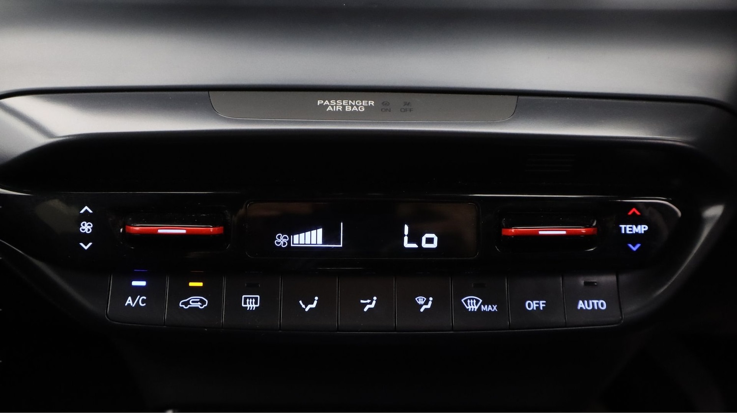 Used Hyundai i20 2023 for sale - 77712920: Photo 12