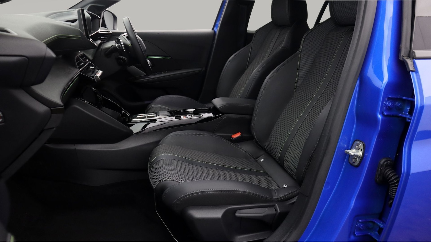 Used Peugeot 208 2023 for sale - 77342857: Photo 14