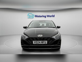 Used Hyundai i20 2024 for sale - 77252535: Photo