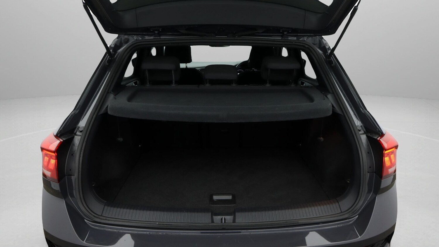 Used Volkswagen T-Roc 2022 for sale - 77461917: Photo 17