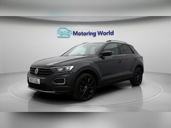 Used Volkswagen T-Roc 2022 for sale - 77461917: Photo