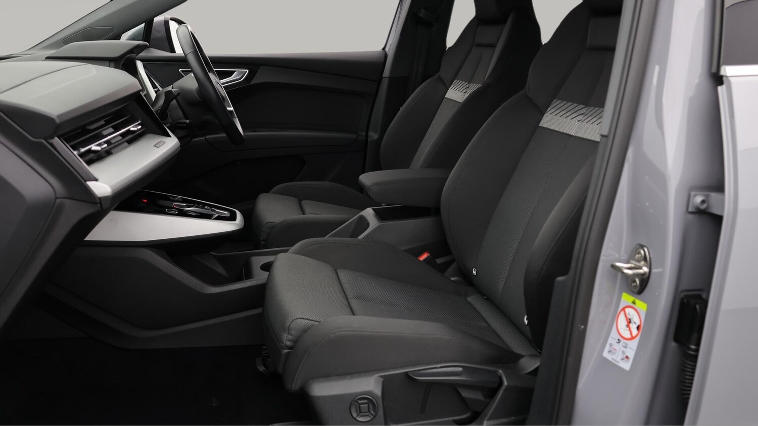 Used Audi Q4 e-tron 2023 for sale - 76446807: Photo 21