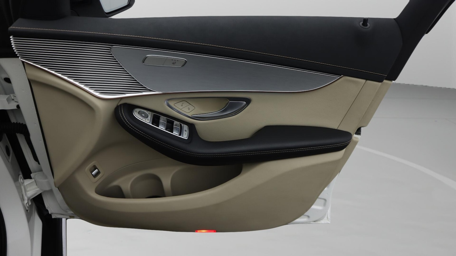 Used Mercedes-Benz EQC 2021 for sale - 76781228: Photo 16