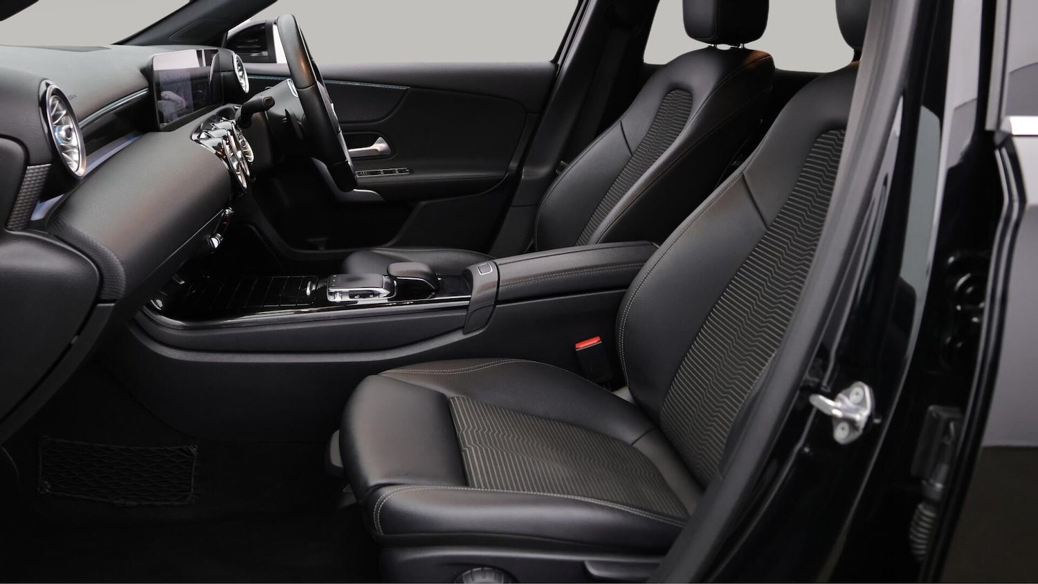 Used Mercedes-Benz A-Class 2019 for sale - 76431918: Photo 15