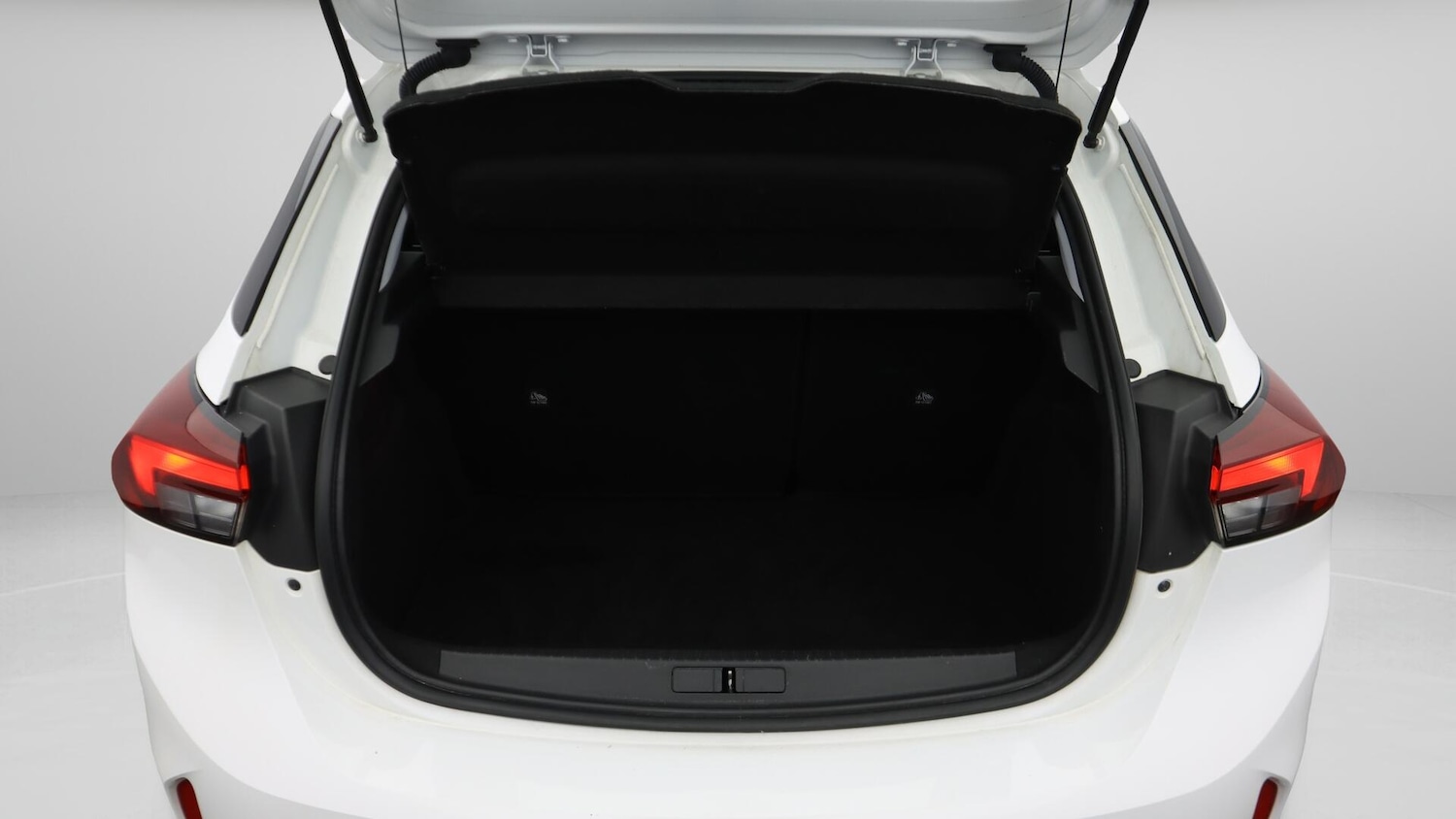 Used Vauxhall Corsa for sale - 76634087: Photo 18