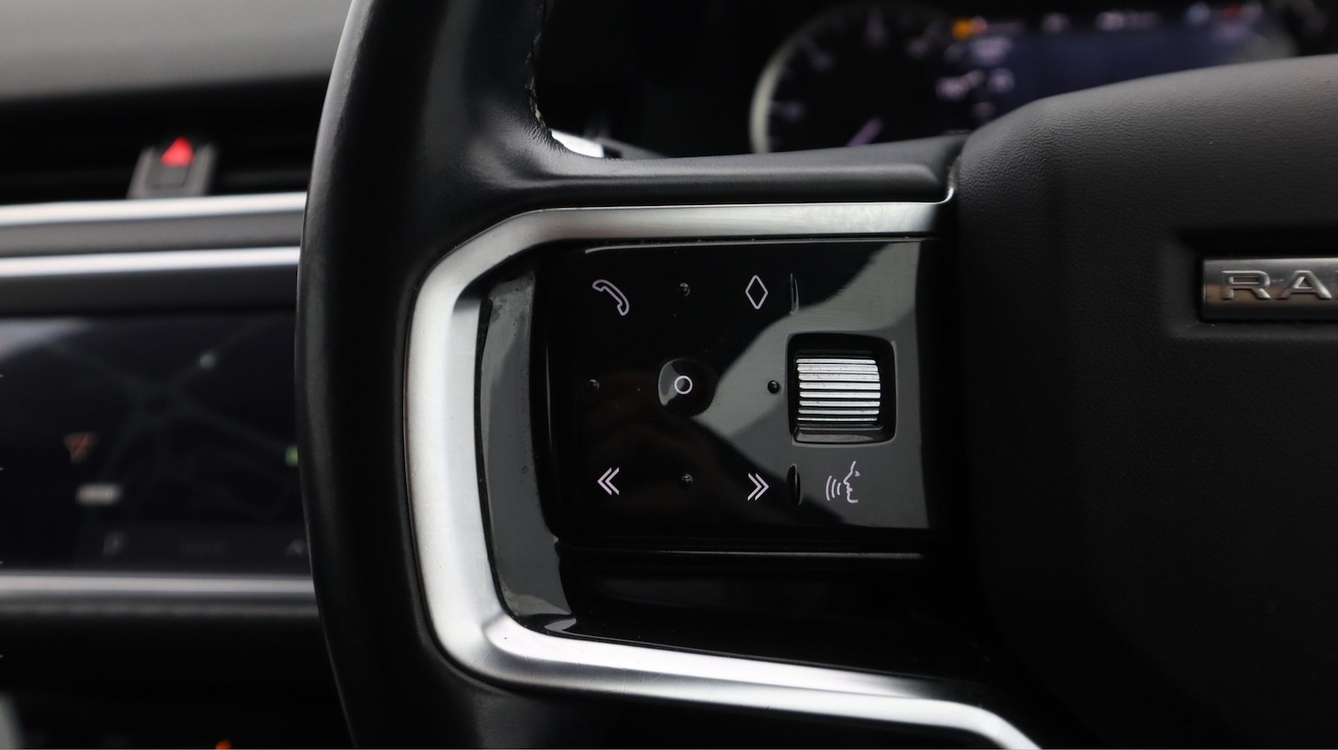 Used Land Rover Range Rover Evoque 2021 for sale - 77877232: Photo 22