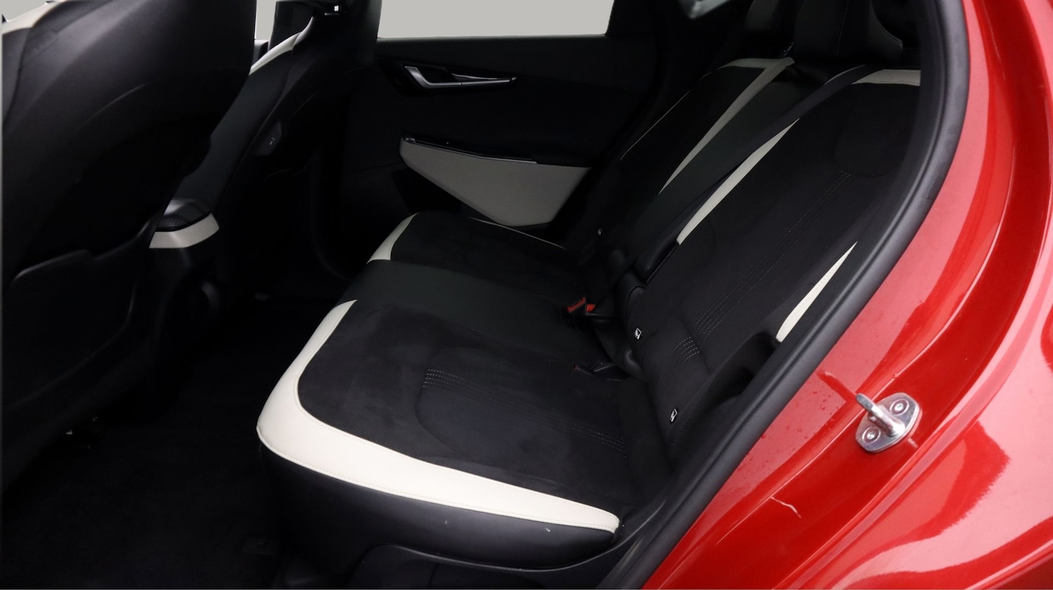 Used Kia EV6 2023 for sale - 77103950: Photo 16