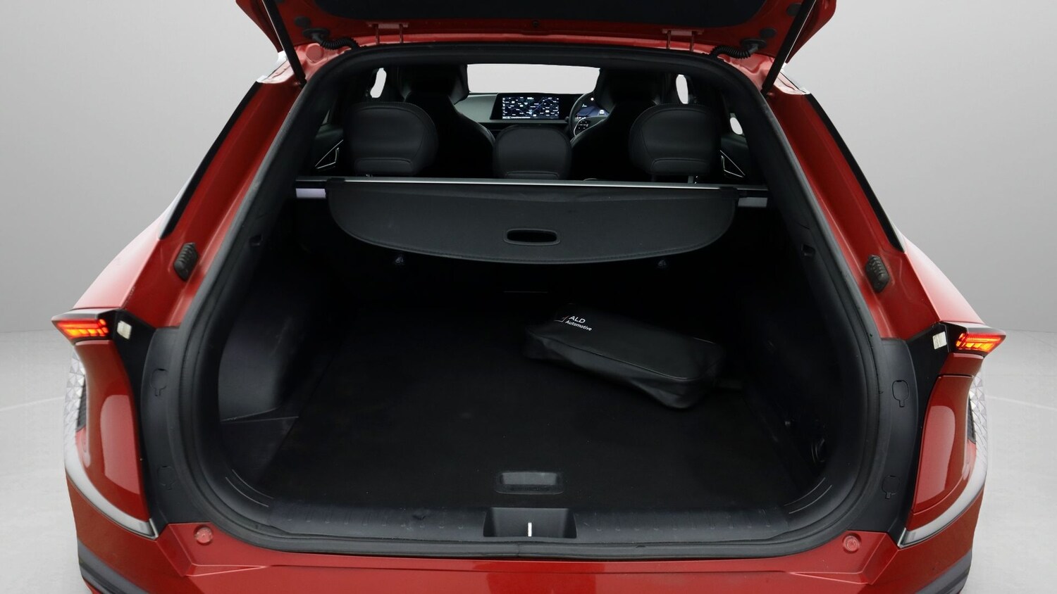 Used Kia EV6 2023 for sale - 77103950: Photo 17