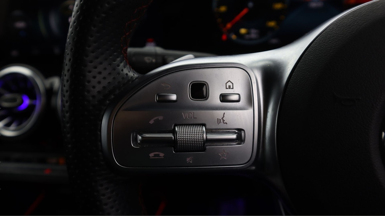 Used Mercedes-Benz EQB 2023 for sale - 77746638: Photo 23