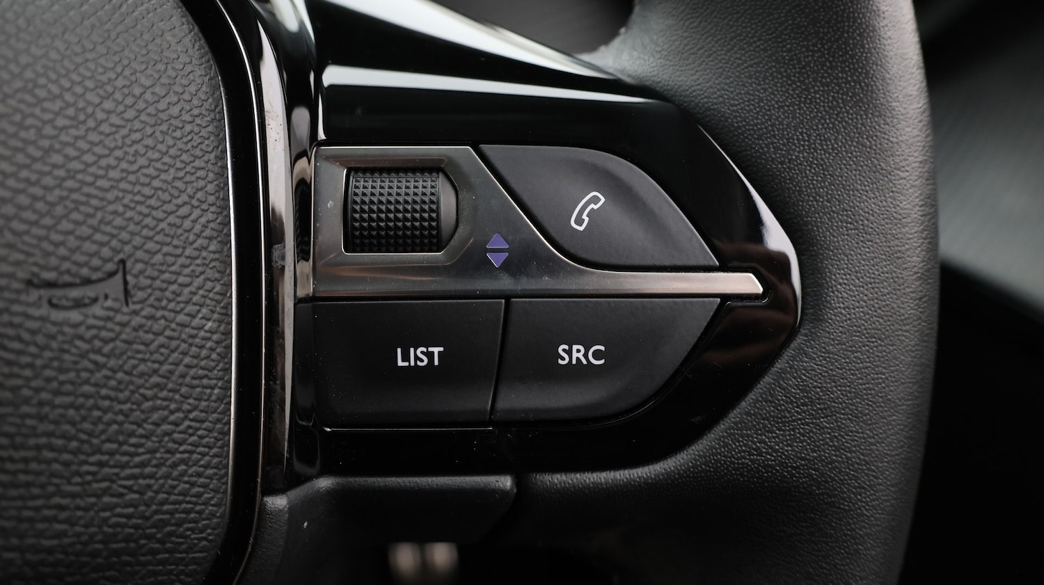 Used Peugeot E-208 2023 for sale - 77069180: Photo 26