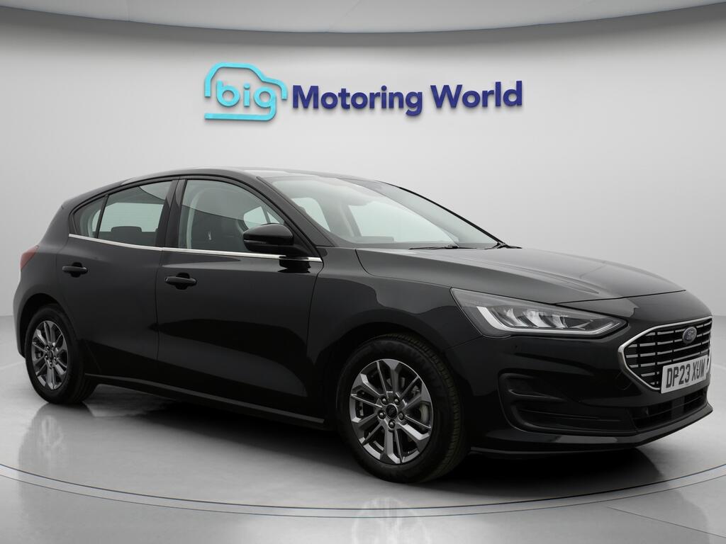Used Ford Focus 2023 for sale - 76072692: Photo 1