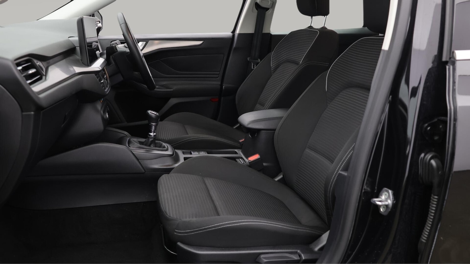 Used Ford Focus 2023 for sale - 76072692: Photo 15