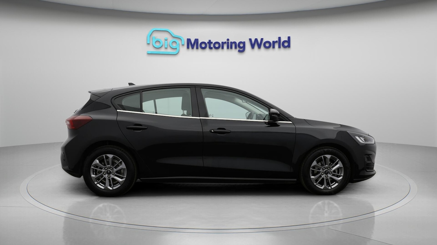 Used Ford Focus 2023 for sale - 76072692: Photo 9