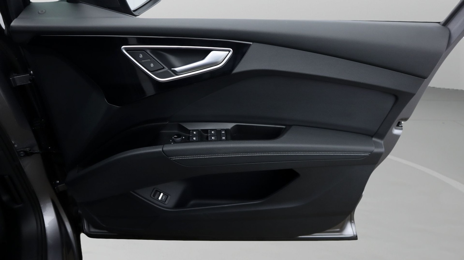 Used Audi Q4 e-tron 2023 for sale - 77734885: Photo 15