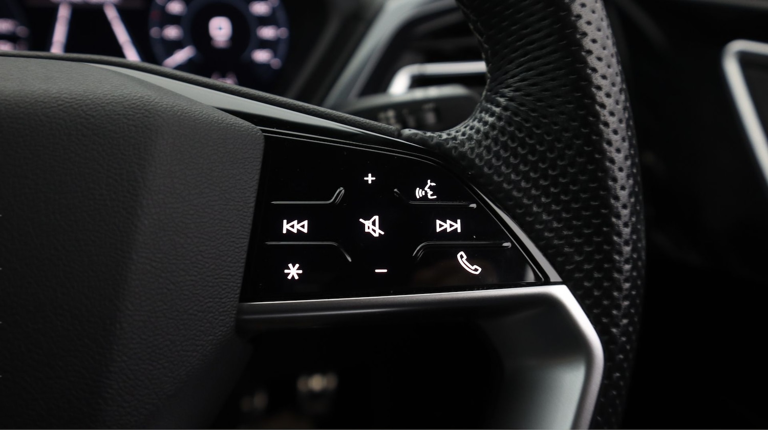 Used Audi Q4 e-tron 2023 for sale - 77734885: Photo 24