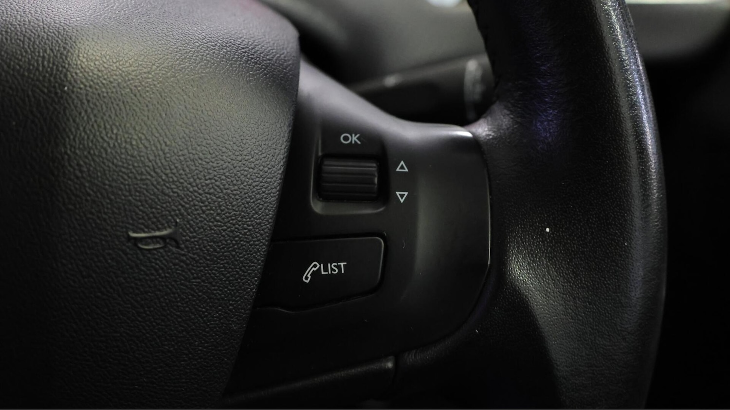 Used Peugeot 2008 2018 for sale - 76349861: Photo 24