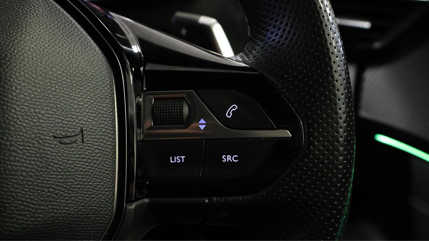 Used Peugeot 2008 2021 for sale - 76561835: Photo 24