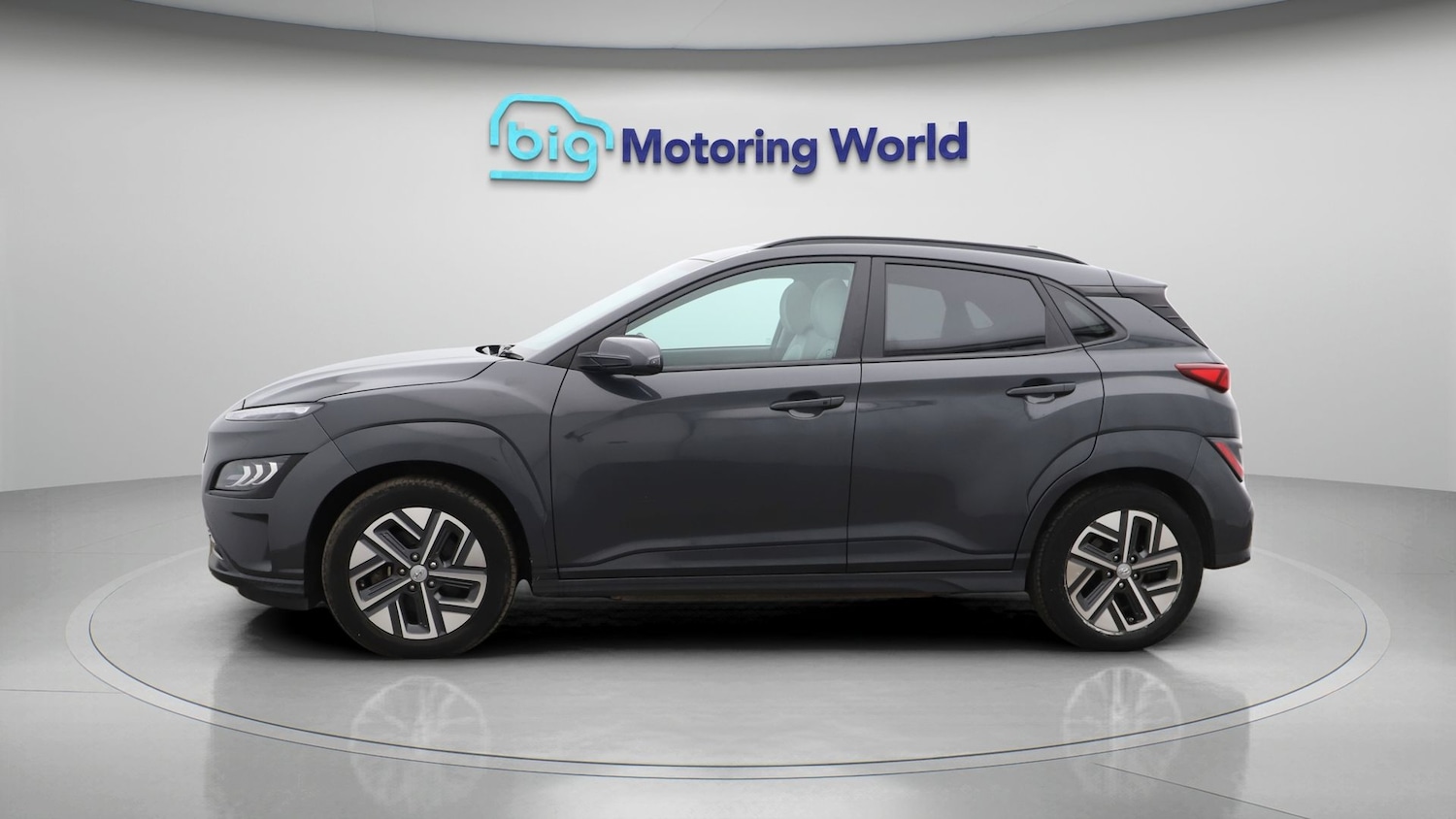 Used Hyundai KONA 2023 for sale - 77888297: Photo 4