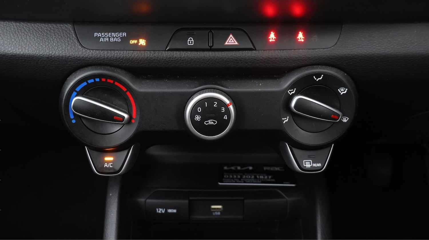 Used Kia Stonic 2023 for sale - 78075167: Photo 11