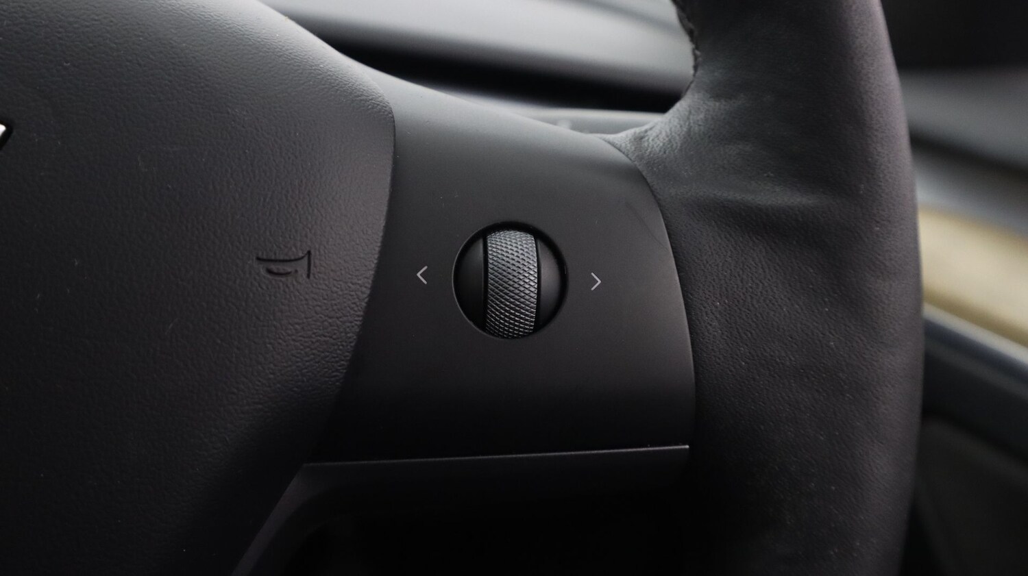 Used Tesla Model 3 2021 for sale - 77573707: Photo 25