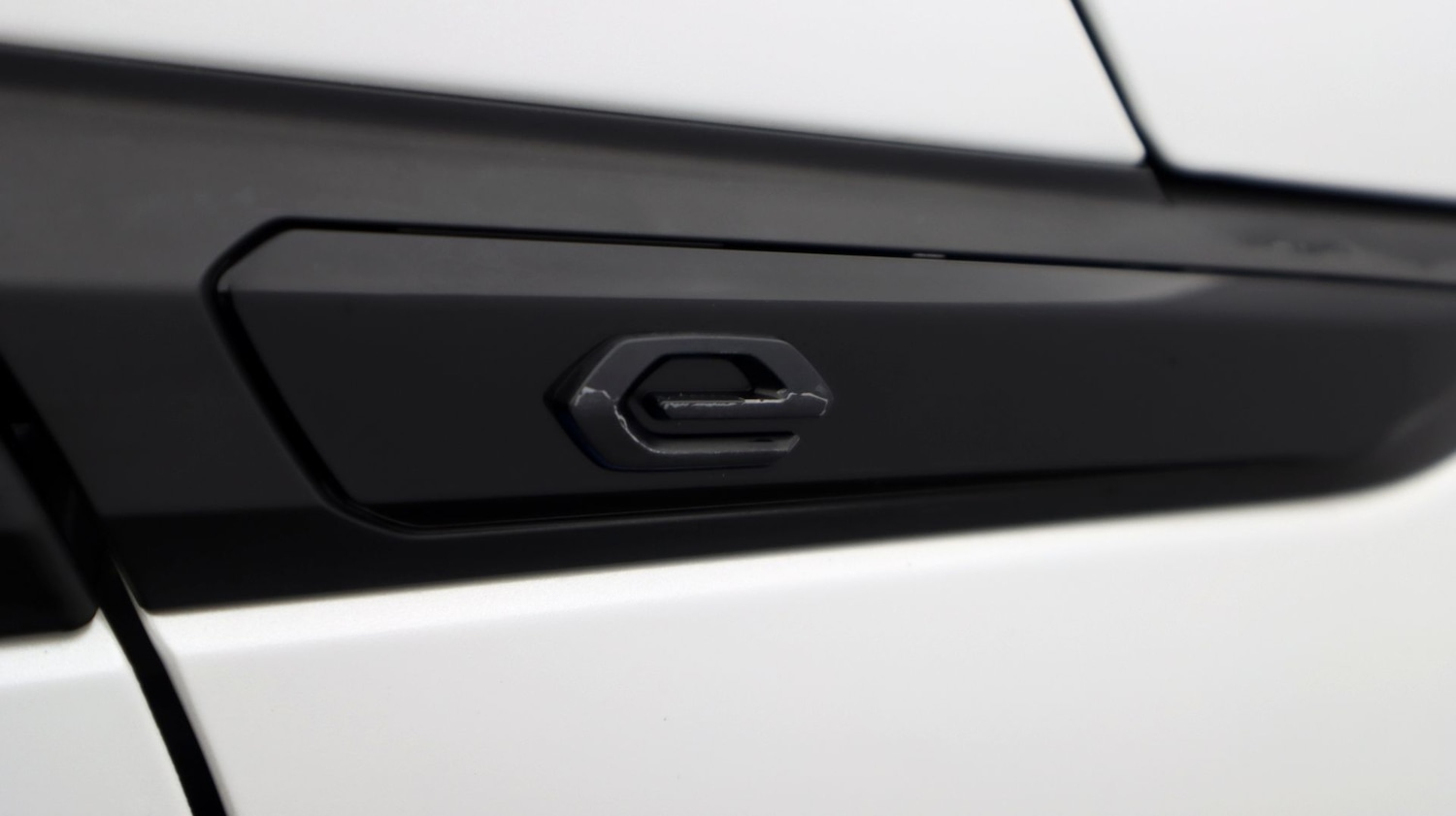 Used Peugeot 2008 2021 for sale - 77438529: Photo 20