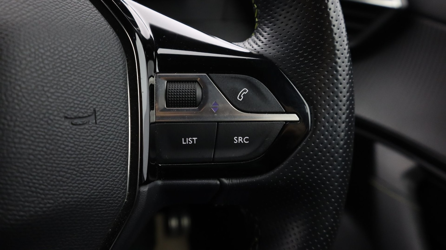 Used Peugeot 2008 2021 for sale - 77438529: Photo 23