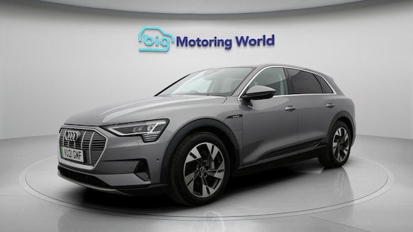 Used Audi e-tron 2021 for sale - 76283990: Photo 4