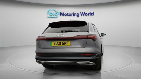 Used Audi e-tron 2021 for sale - 76283990: Photo 7