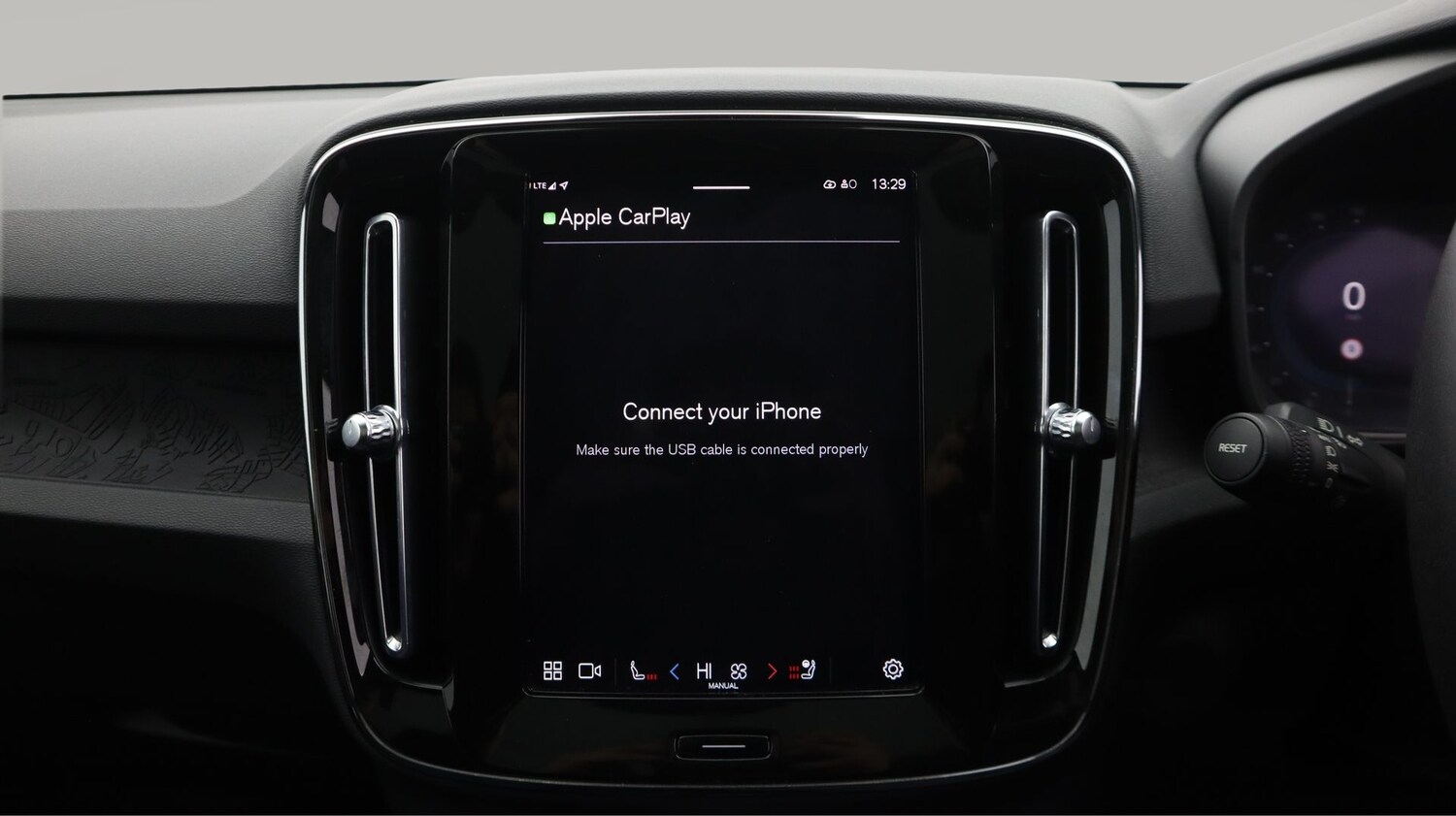 Used Volvo C40 2022 for sale - 77328955: Photo 22