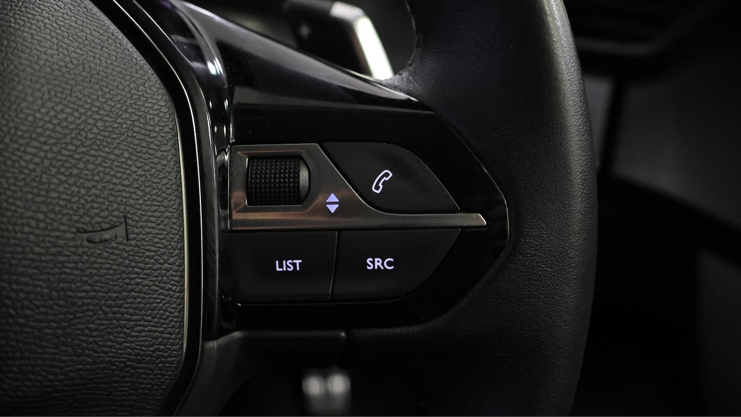 Used Peugeot 2008 2022 for sale - 76371611: Photo 25
