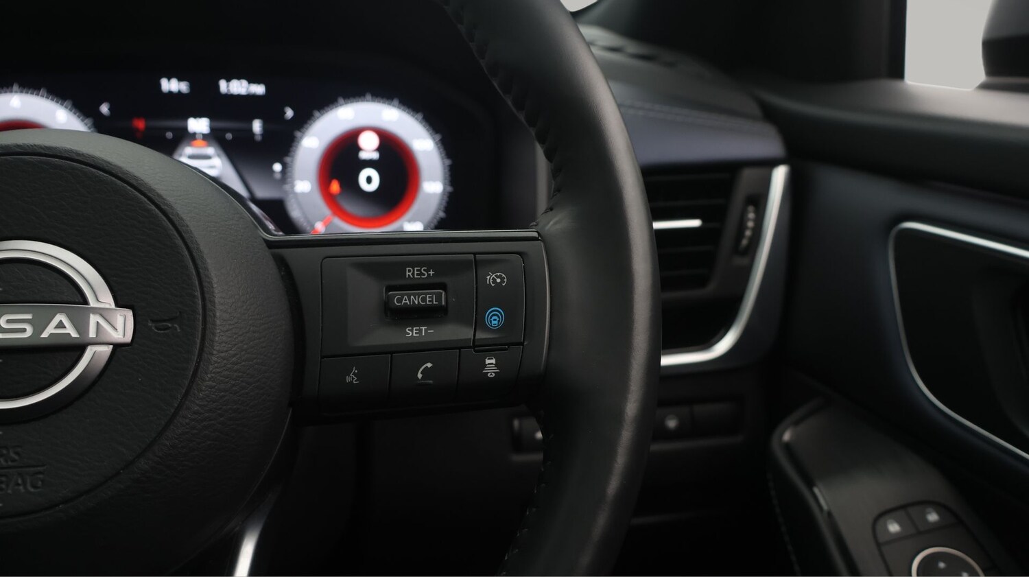 Used Nissan Qashqai for sale - 77812669: Photo 22