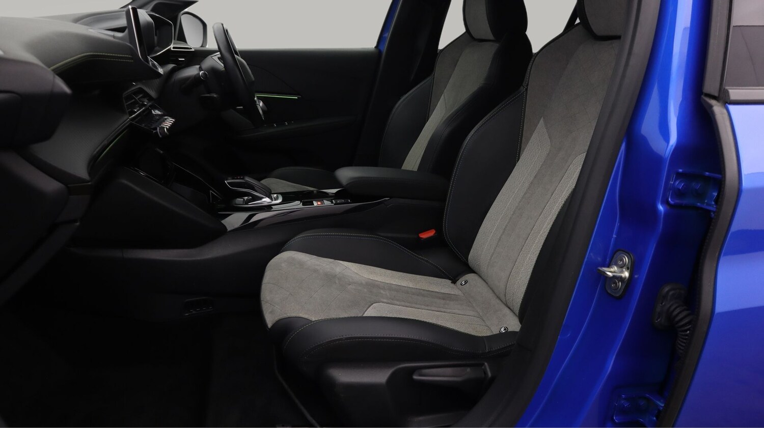 Used Peugeot E-208 2020 for sale - 77840056: Photo 14