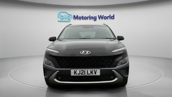 Used Hyundai KONA 2021 for sale - 76214502: Photo 3