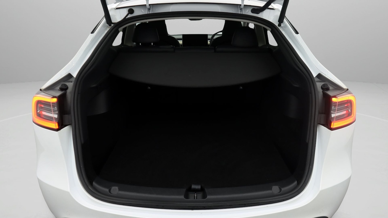 Used Tesla Model Y 2022 for sale - 77385479: Photo 17