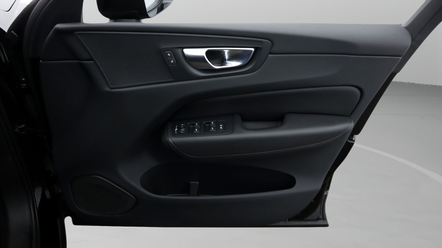 Used Volvo XC60 2023 for sale - 77416846: Photo 15