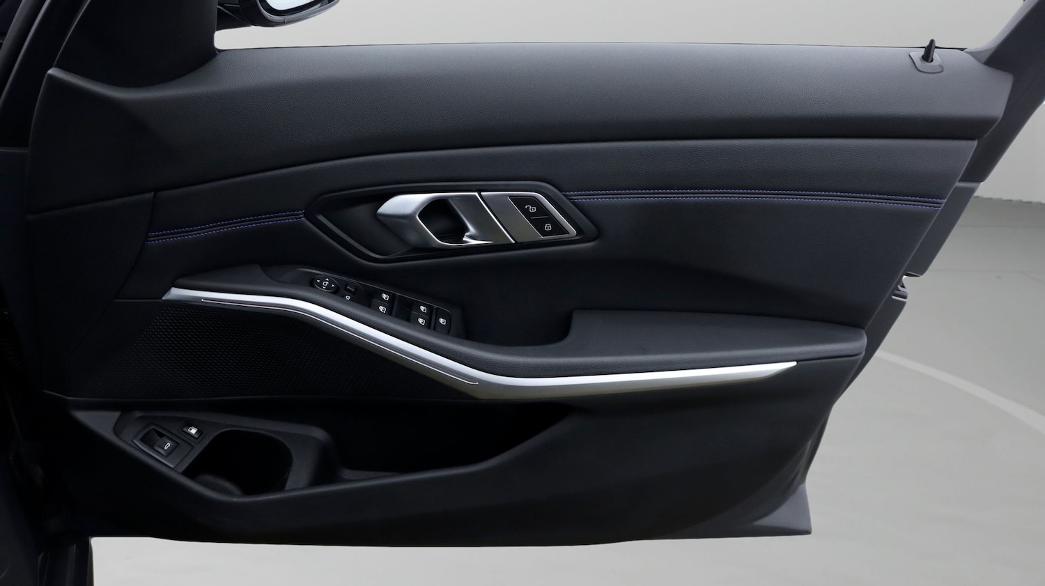 Used BMW 3 Series 2023 for sale - 77781858: Photo 15